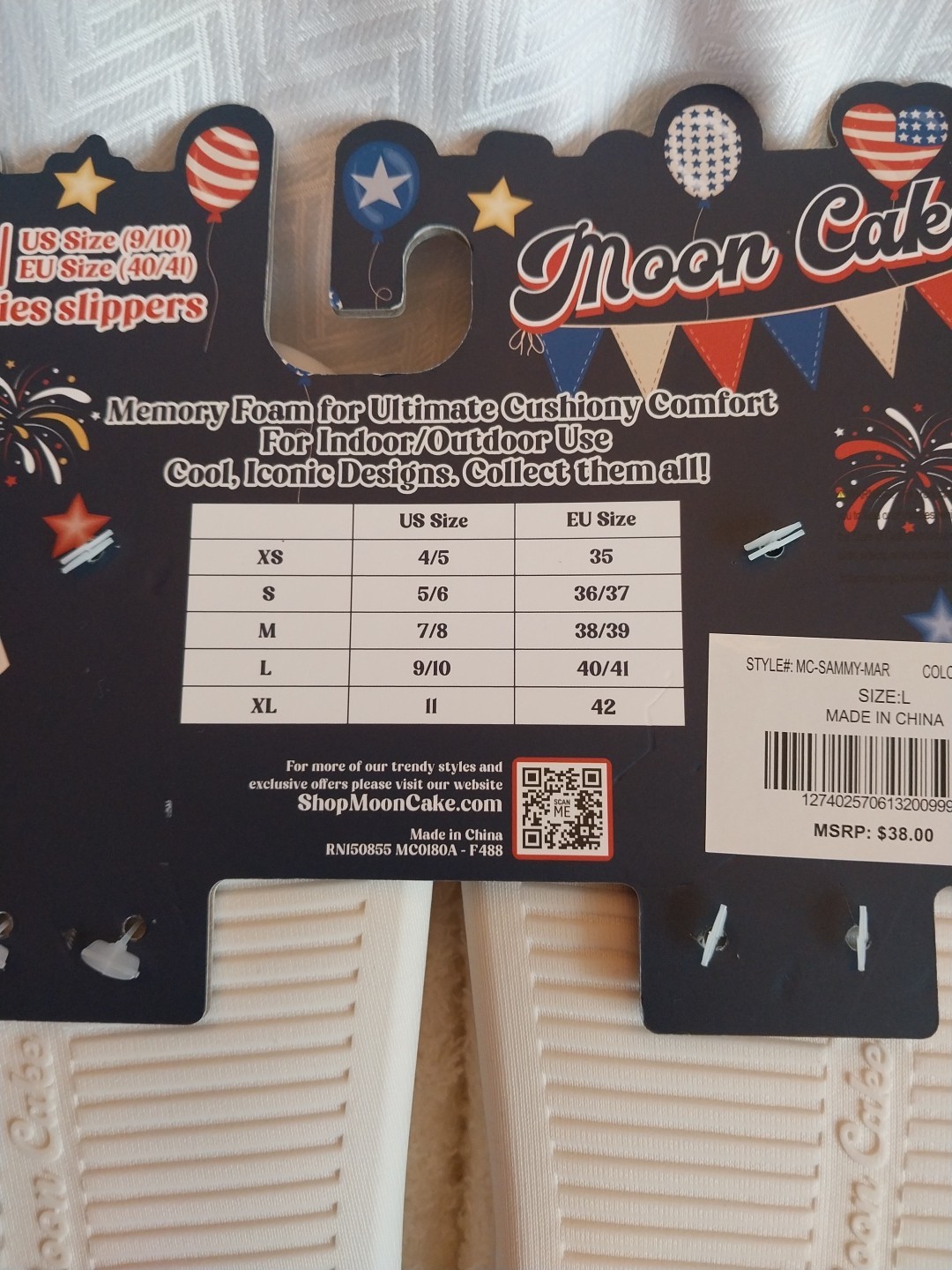 Patriotic USA Slippers Stars Ribbons Red White Blue Moon Cake Women’s 9-10 L NEW