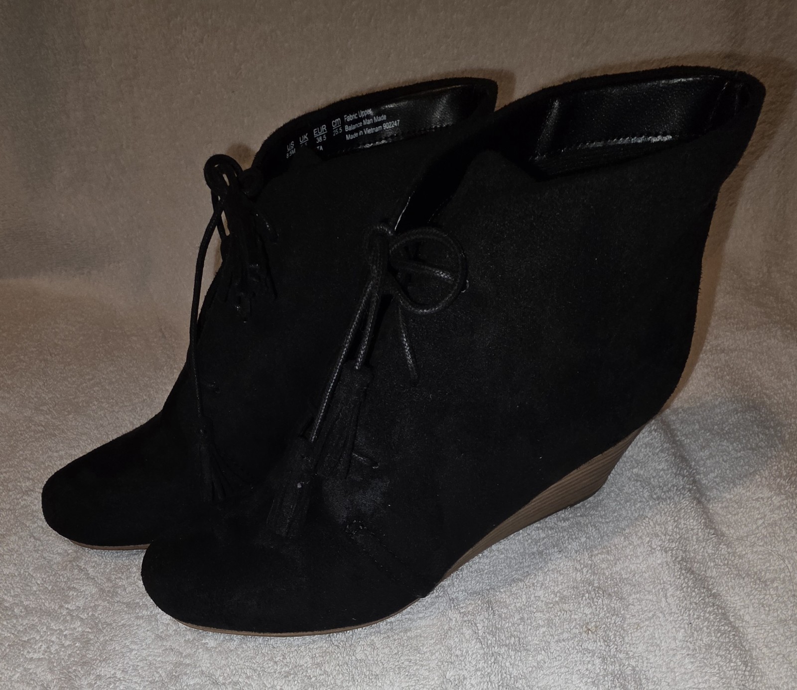 Dr. Scholl’s Dakota Women’s Wedge Booties in black – Size 8.5