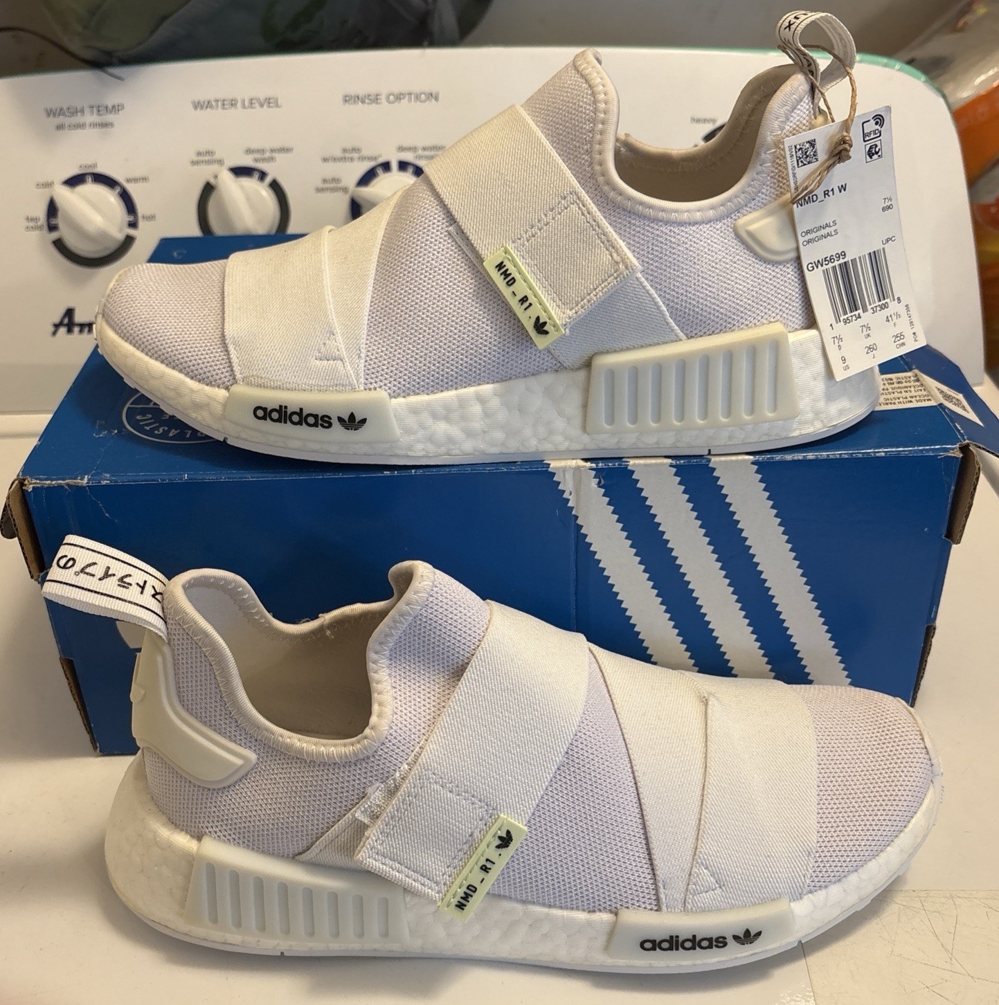 adidas NMD_R1 White Women Sneakers GW5699, Size 9 NO BOX – NEW