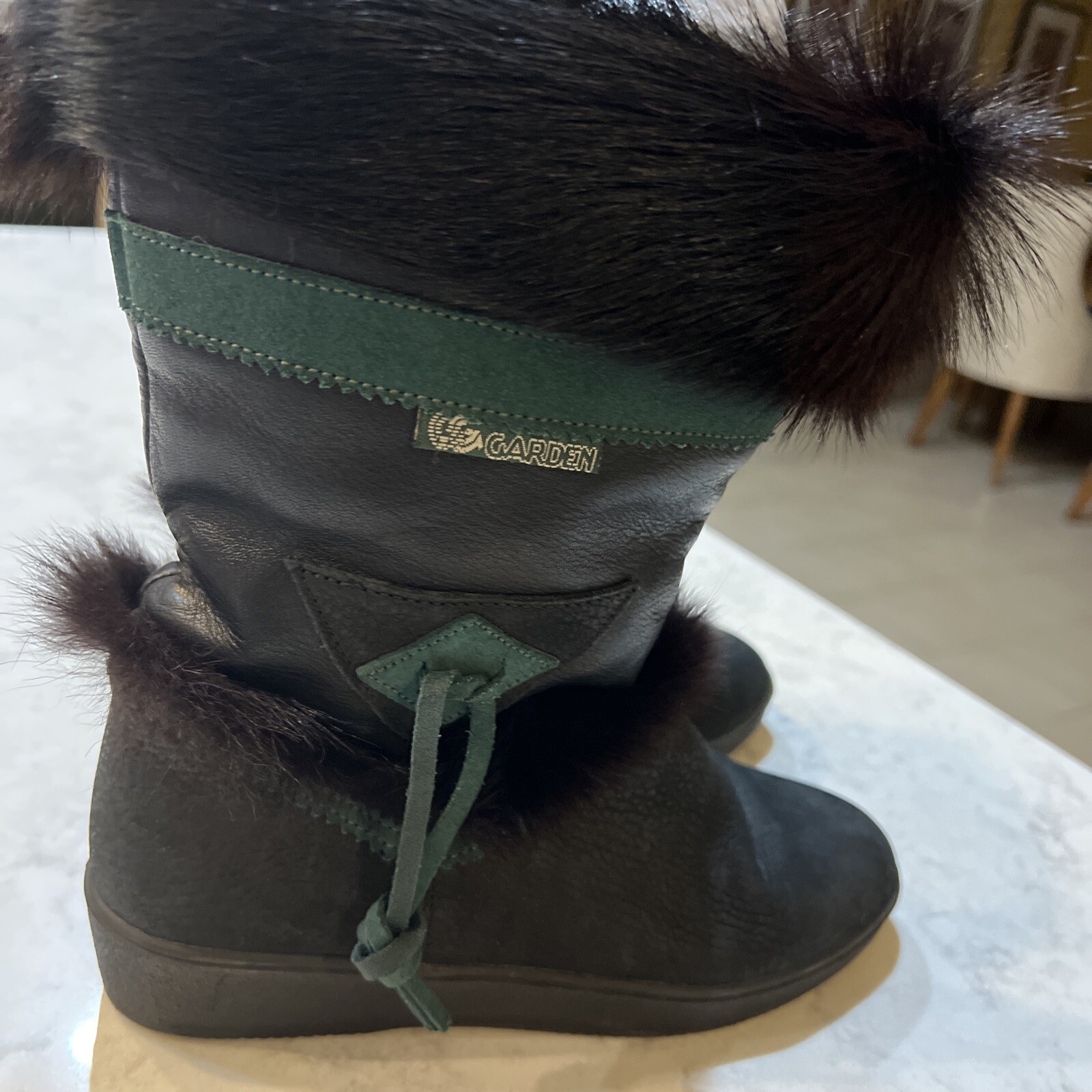 Garden Sport Italy Black Deer Fox Apres Boots Sz 37