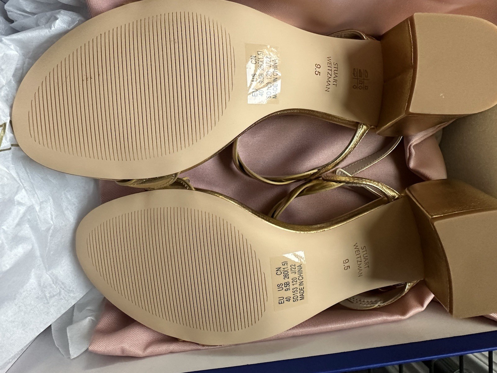 New In Box! Stuart Weitzman Twistie Block Heeled sandals- Gold Size 9.5/40