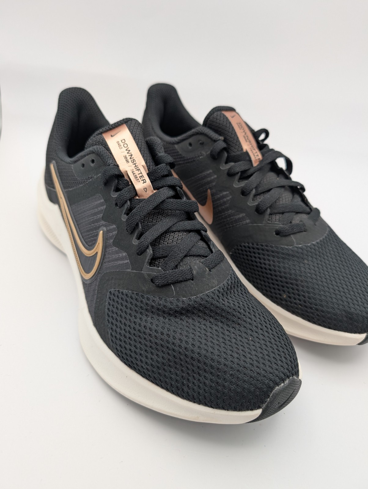 Women Nike Downshifter 11 Running Sneakers Black/Metallic Copper Coin CW3413-002