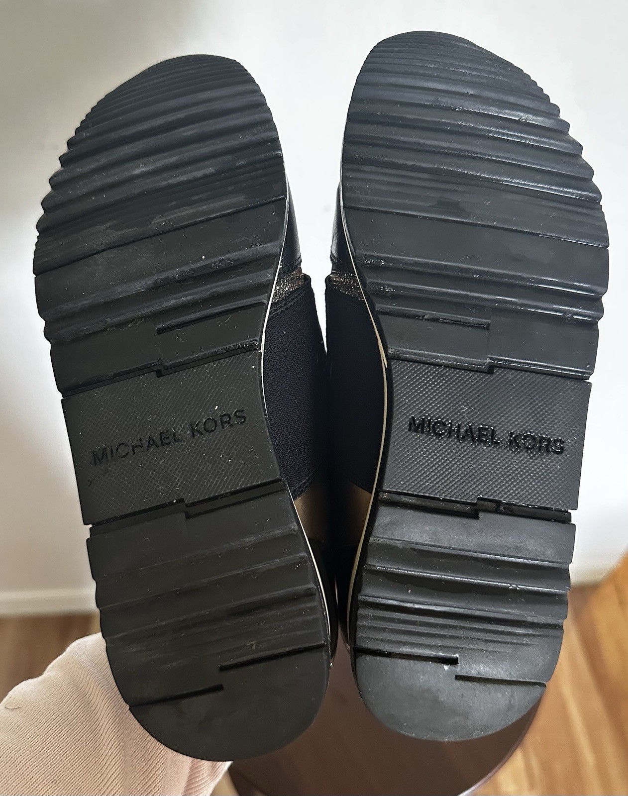 Michael Kors Women’s Slip On Sneakers Black Brown Textile Leather SG18F