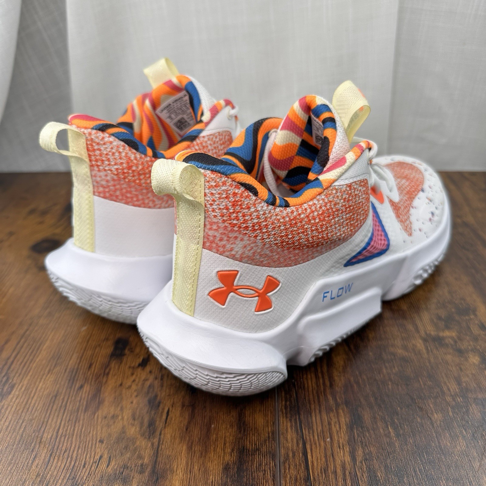 Under Armour Flow Breakthru 3 LE Basketball Shoes Women’s 15 Men’s 13.5 Defects