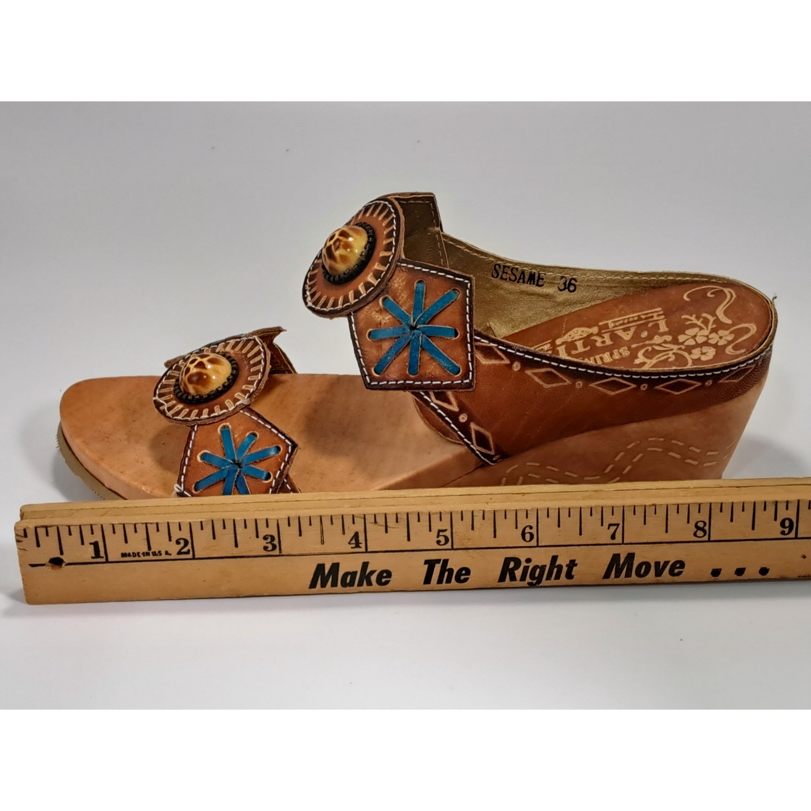 L’Artiste Spring Step Sesame Tan Leather Wedge Sandals Blue Embroidery Womens 36