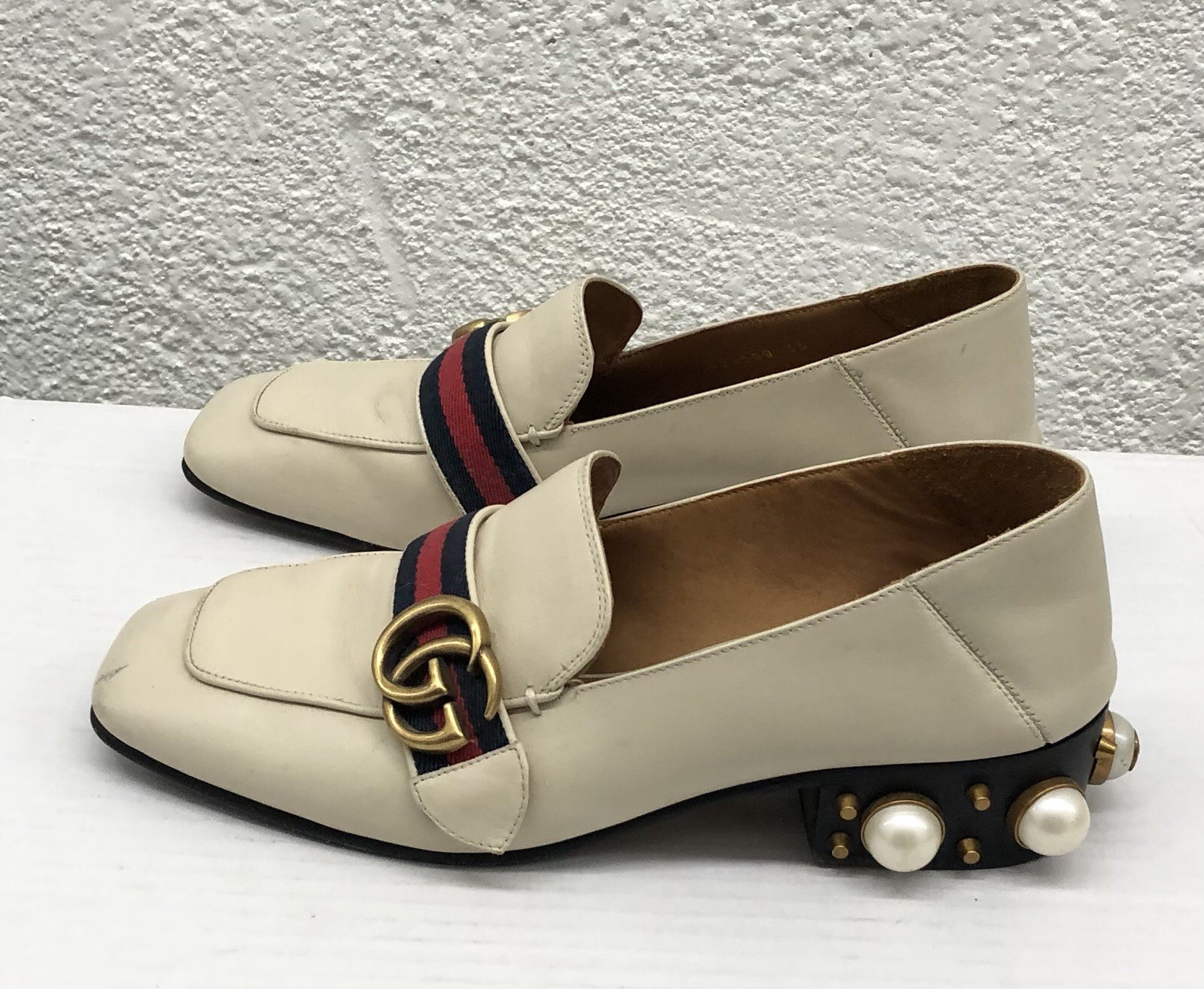 Gucci Marmont Gg Peyton Faux Pearl Leather Platform heel Pump 38 EU 8 US BB16