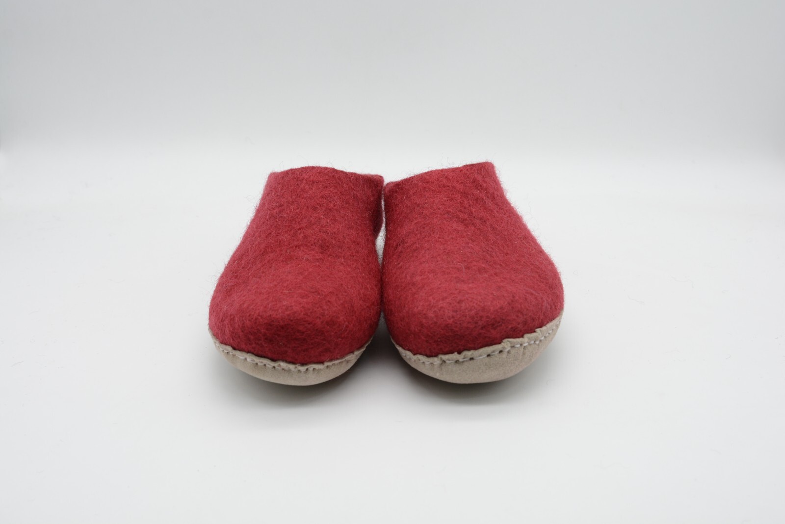Handmade Felted Slippers With Leather Sole – Warm,Durable & Eco-Friendly