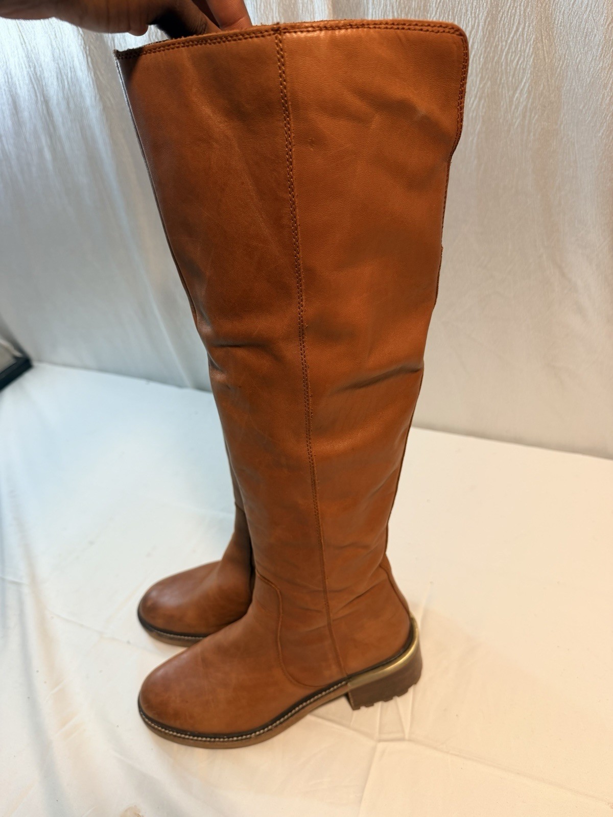 Vince Camuto VC-Kensile Women’s Brown Leather Knee High Zip Riding Boots US 9