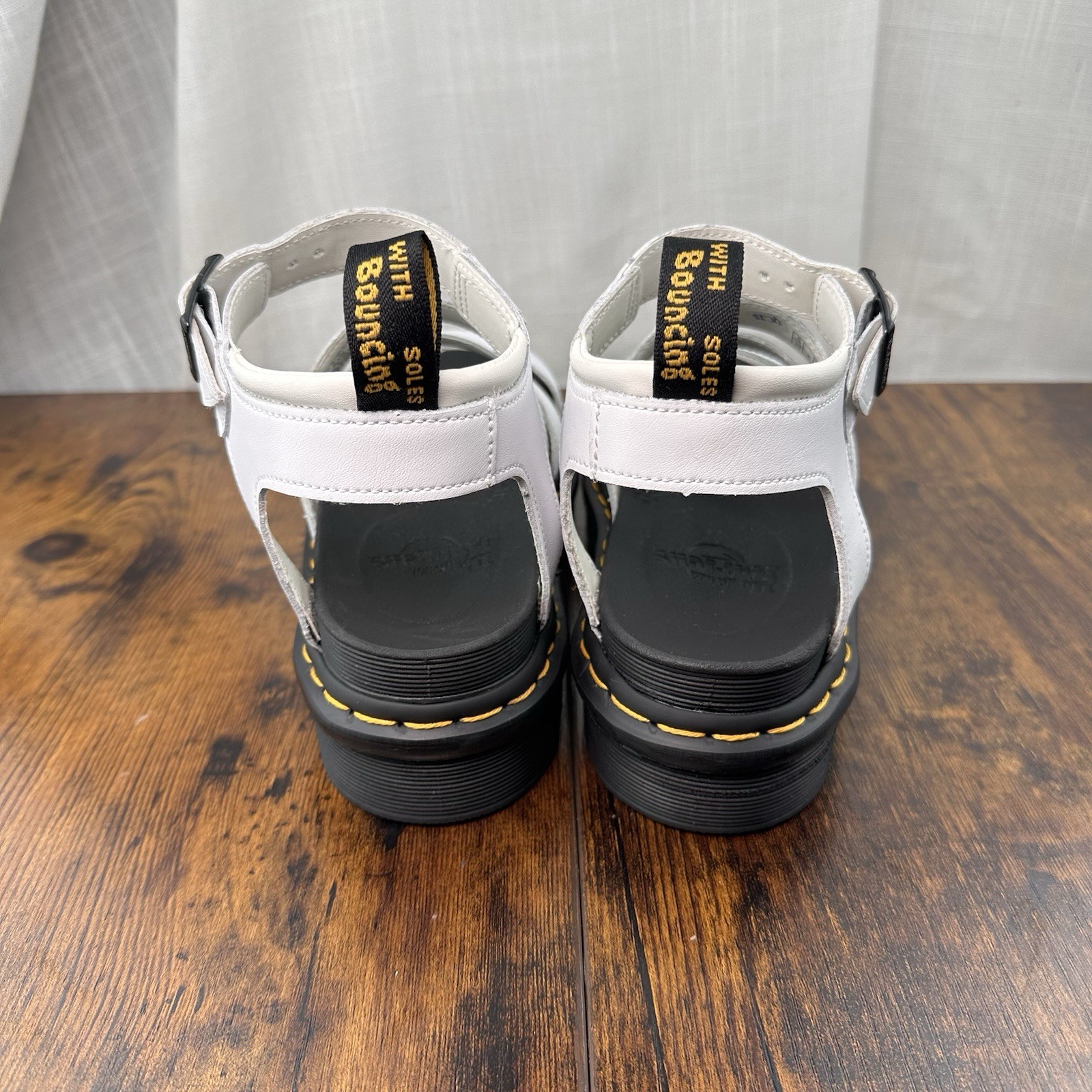 Dr. Martens Blaire Hydro Leather Platform Sandals Women’s US 8 White Defects