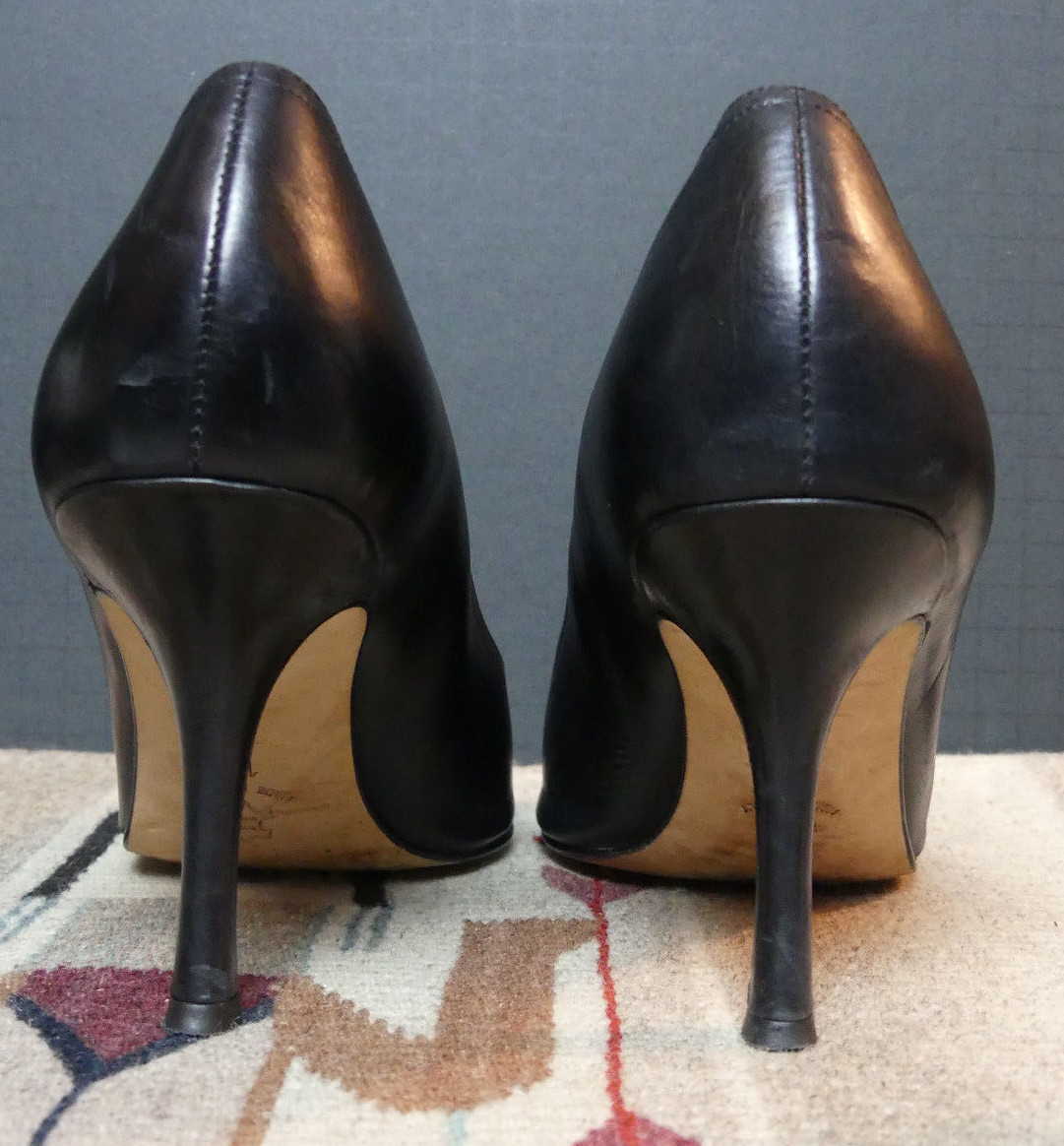 Women’s ISAAC Mizrahi Italy (NOT Target) Black Leather Classic Heels Sz. 10B