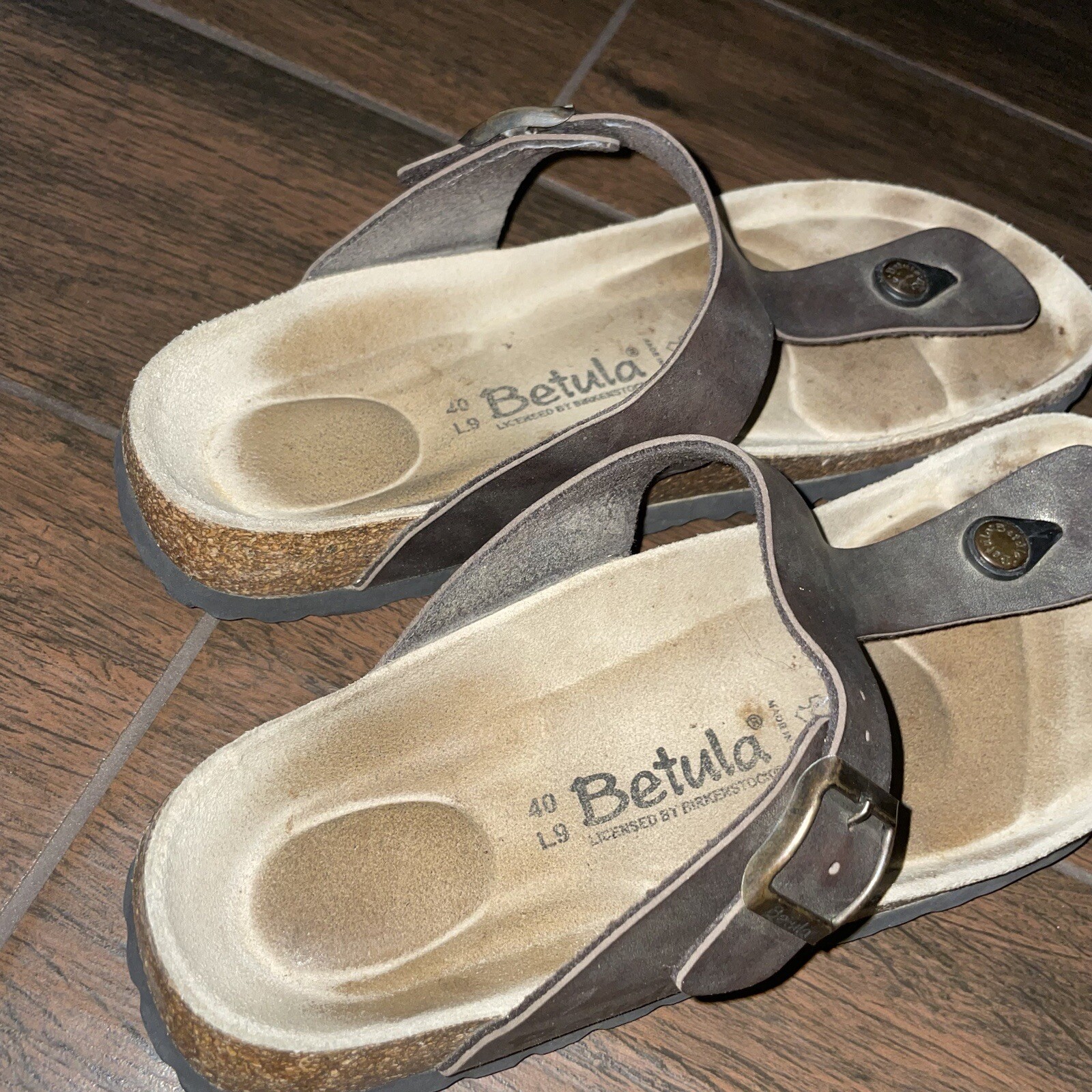 RARE Birkenstock Betula Gizeh Sandals 40 L9 Slides Bronze Metallic
