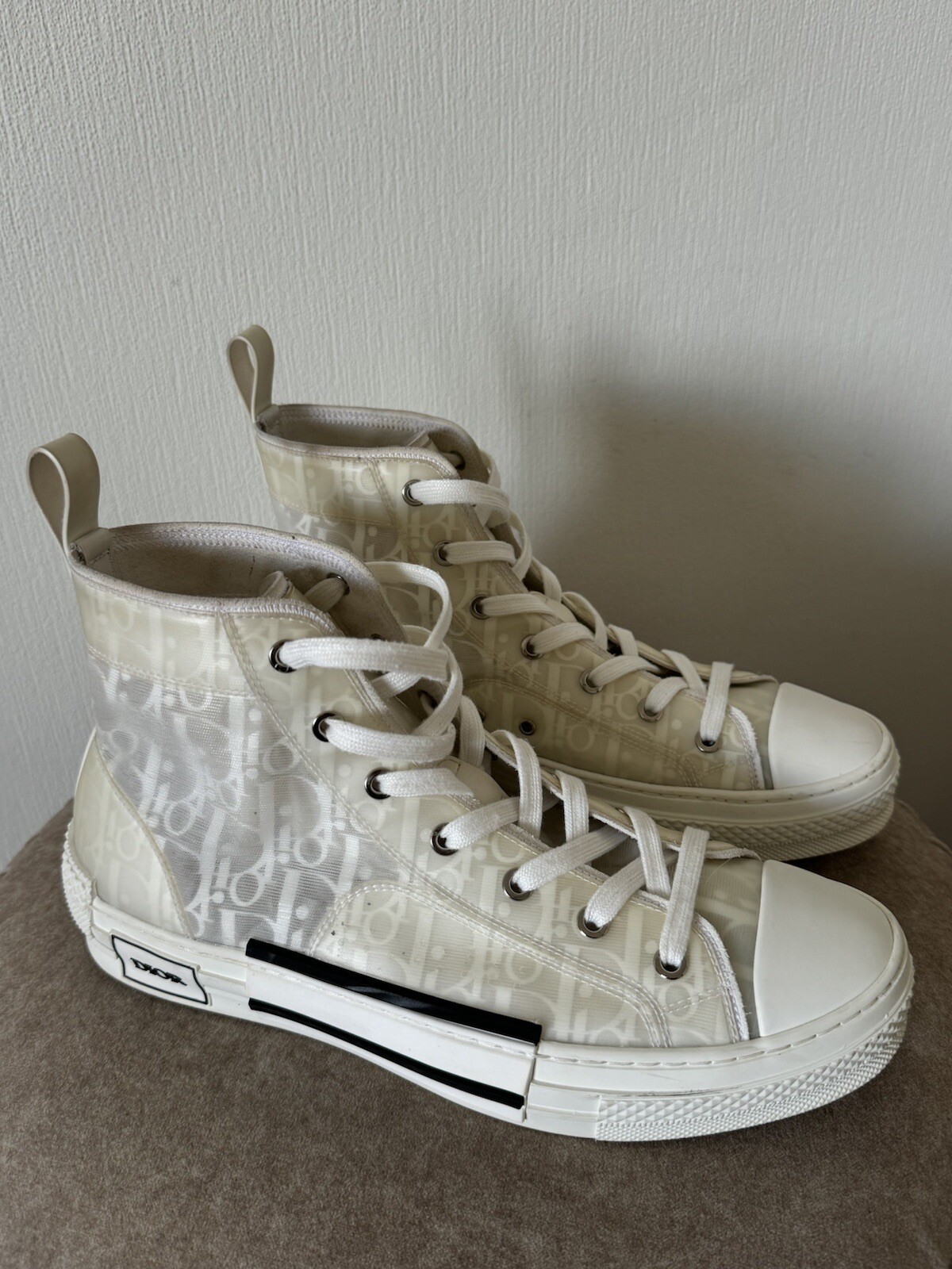 Authentic Christian Dior B23 White Canvas PVC High Top Sneakers Size EU 41 US 11