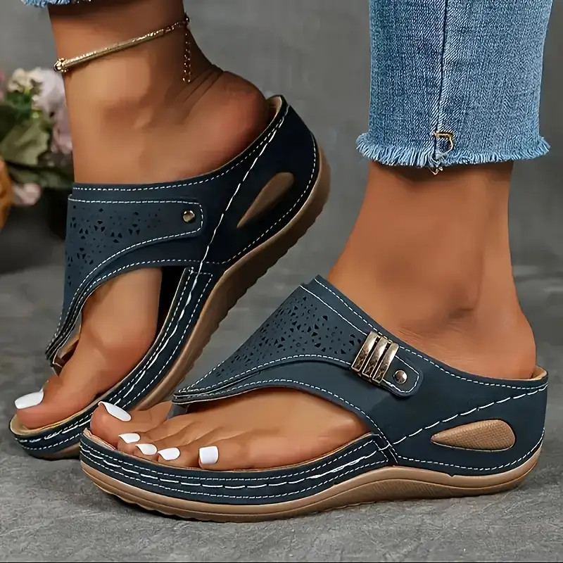Slippers for Women Wearing Flip Flops for Summer, New Sandals for Women