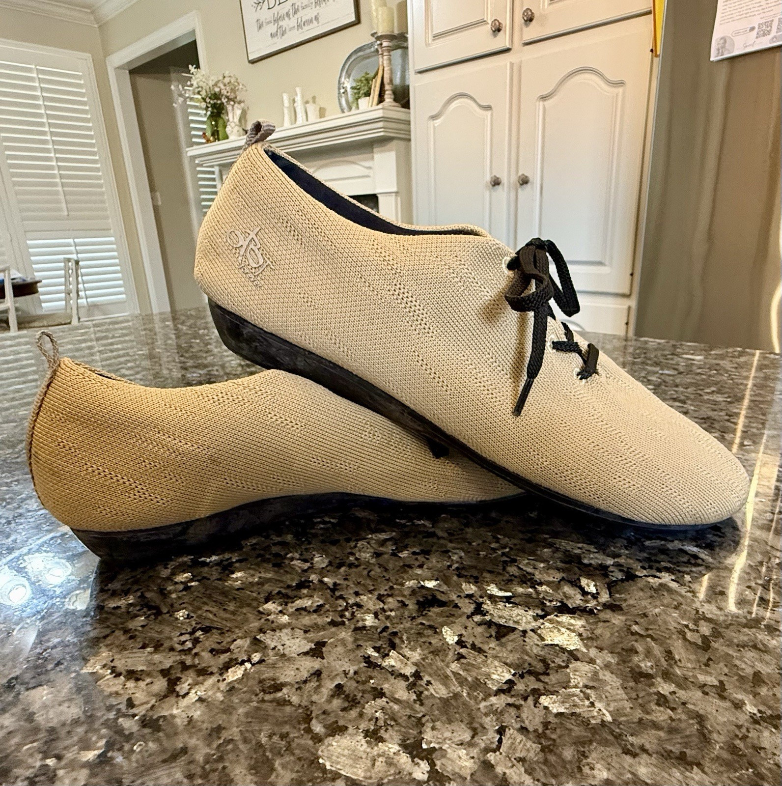 Otbt Wilma Shoes Women’s Tan 8.5 M Comfort Athleisure Athletic Travel Light