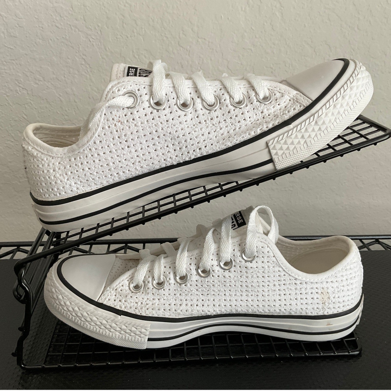 Converse All Star White Perforated Canvas Low Top Sneakers Womens 7