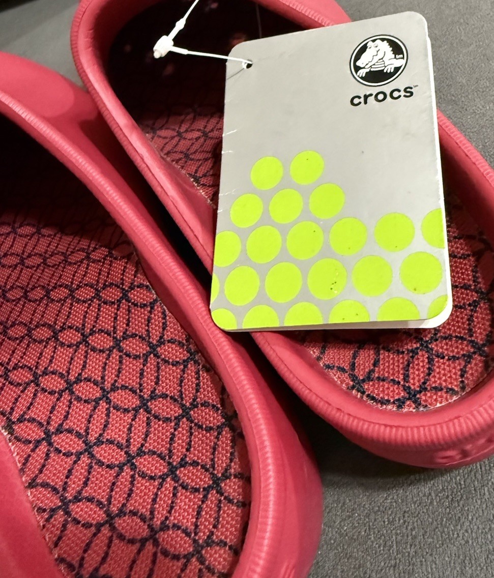 Crocs Tully Women’s Red Slip-On Comfort Clog Shoes US 9 Women’s with Jibbitz