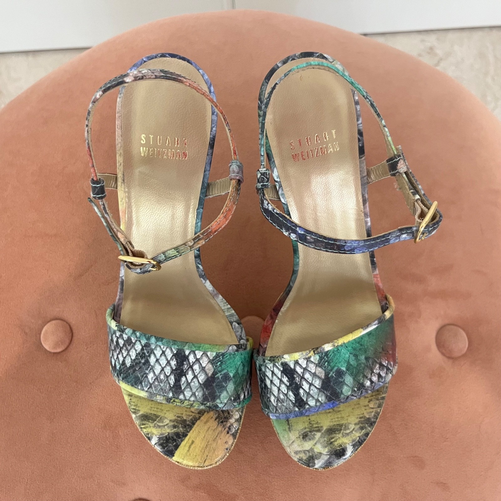 NEW w/ Box Stuart Weitzman «Onceover» Multicolor Python Print Platform Heels – 7