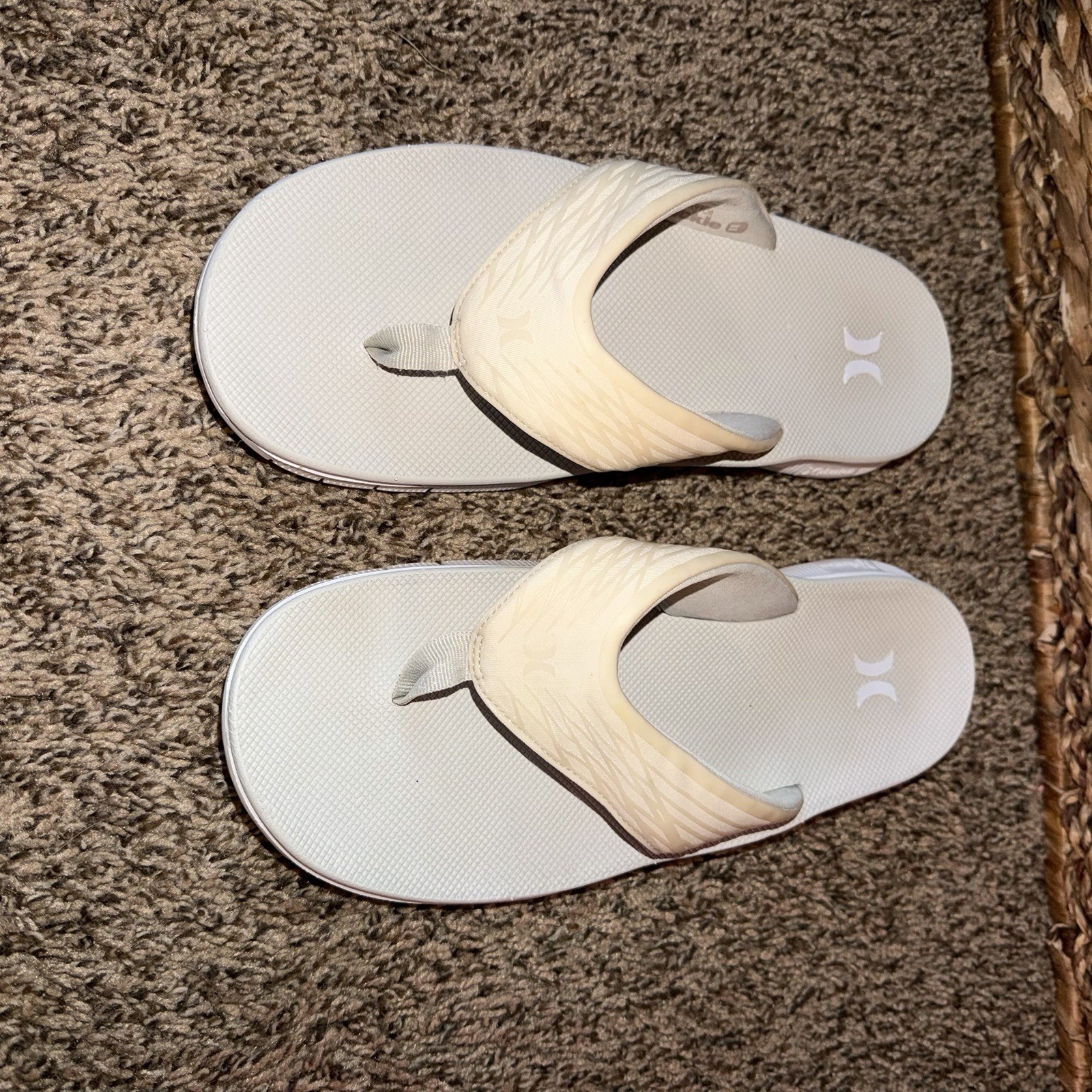 HurleyXNike Phantom Gray/White Flip Flop Sandals Men’s US 11.5