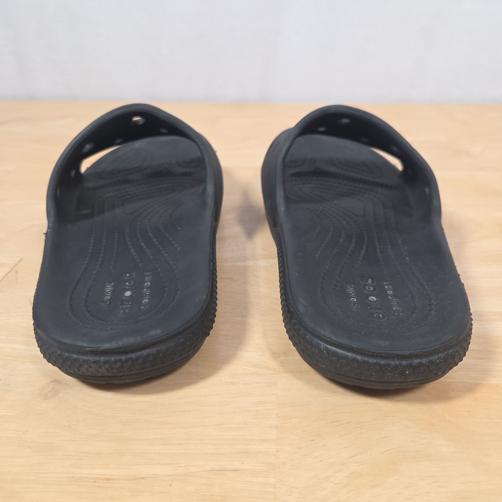 Crocs Classic Iconic Comfort Slides Mens Sz 9 Womens Sz 11 Sandals Unisex Adults