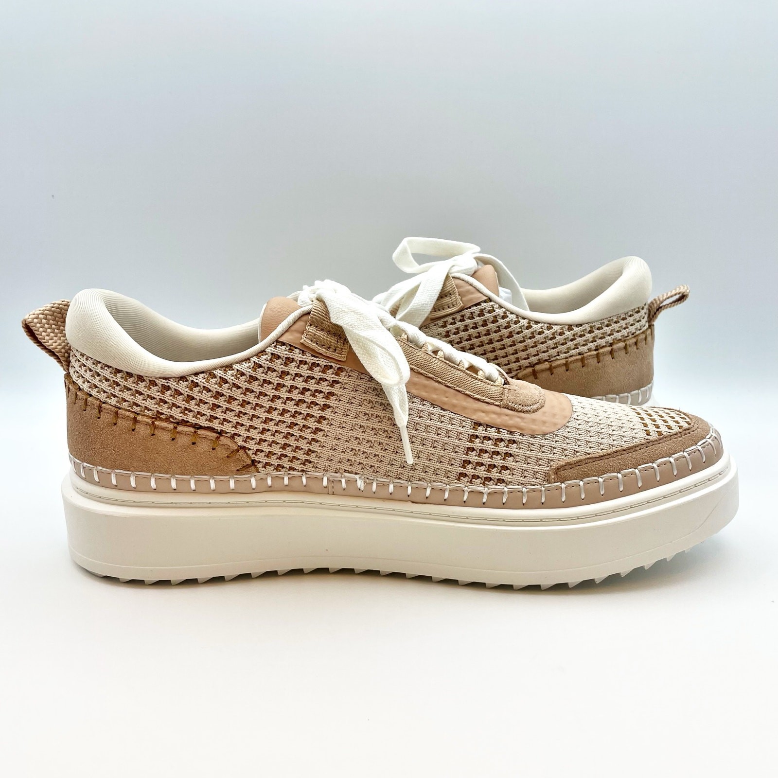 Steve Madden Womens Charlie-W Sneaker US 10 M Tan Light Brown Lace-Up NIB
