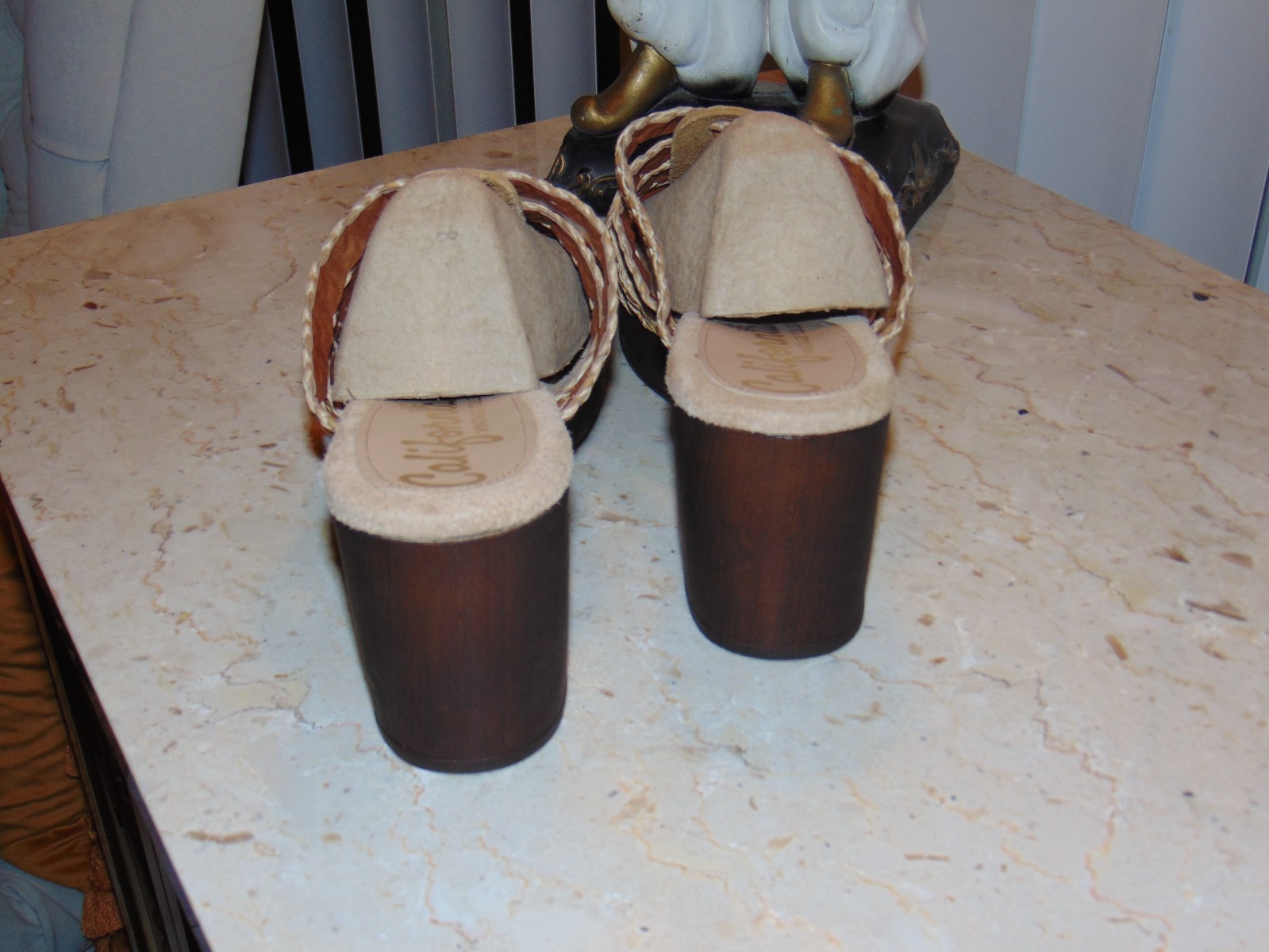 CALIFORNIANS Vintage Collection Beige Womens Strappy Mules Heels Sandals Slides