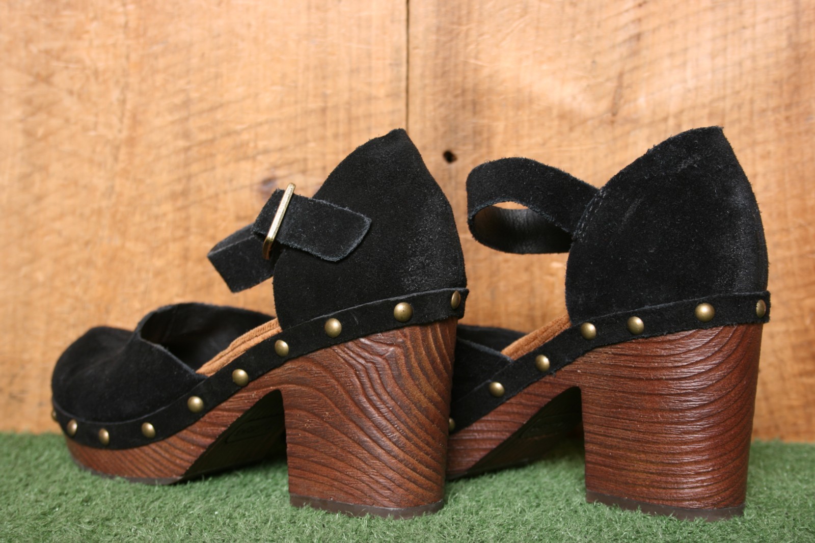 KORKS ‘Evah’ Black Burnished Suede MJ Platform Clogs w/3.25″ Heels Sz. 6.5 M
