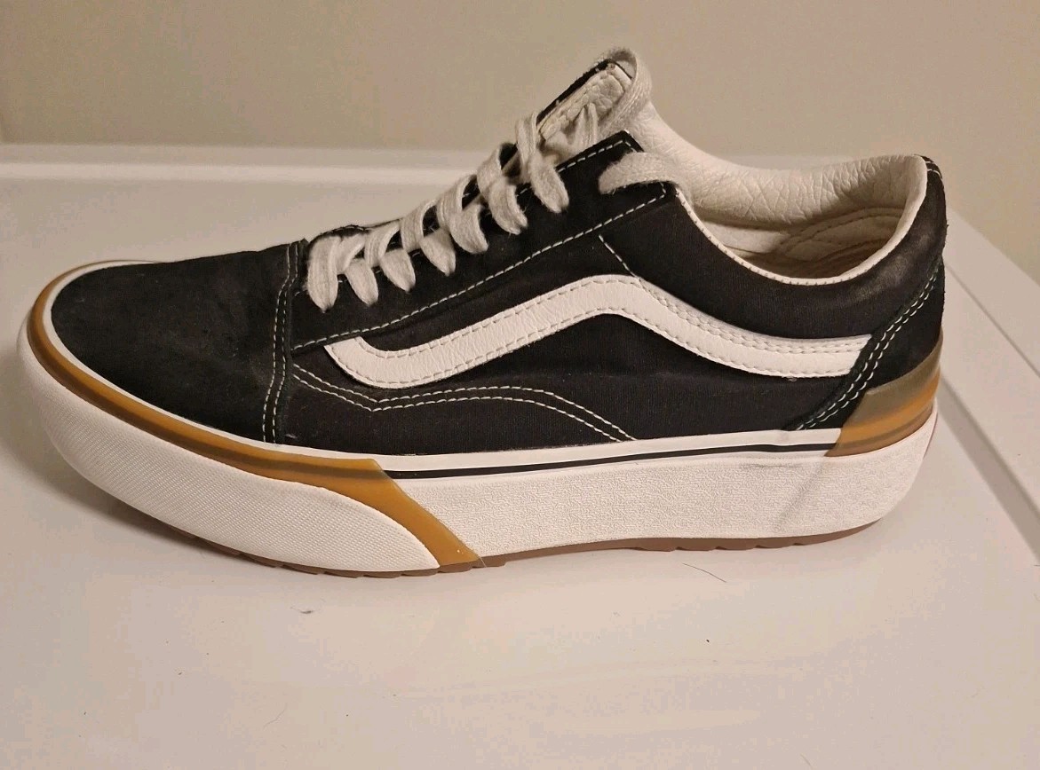 Vans Old Skool Stackform Platform Sneakers Black White Gum Men 9.5 Women’s US 8