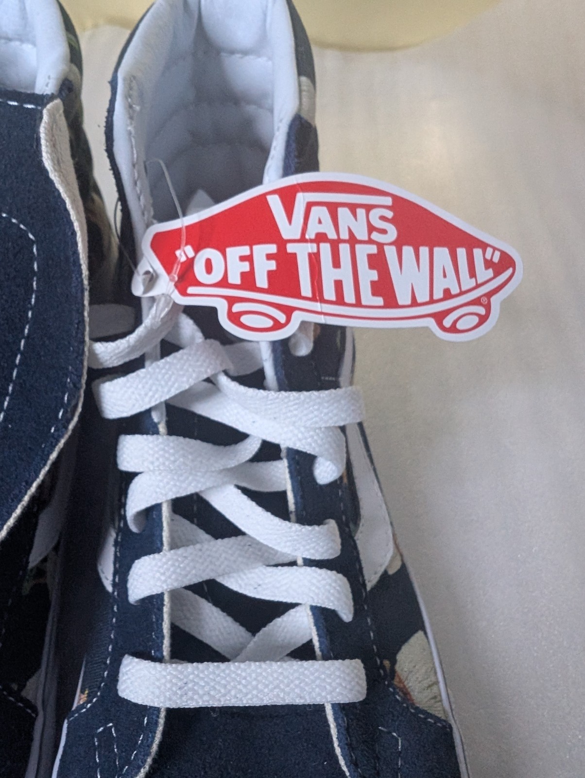 Vans SK8 High Top Blue Suede Hula Girl playing Ukulele Men’s 7, Women’s 8 1/2