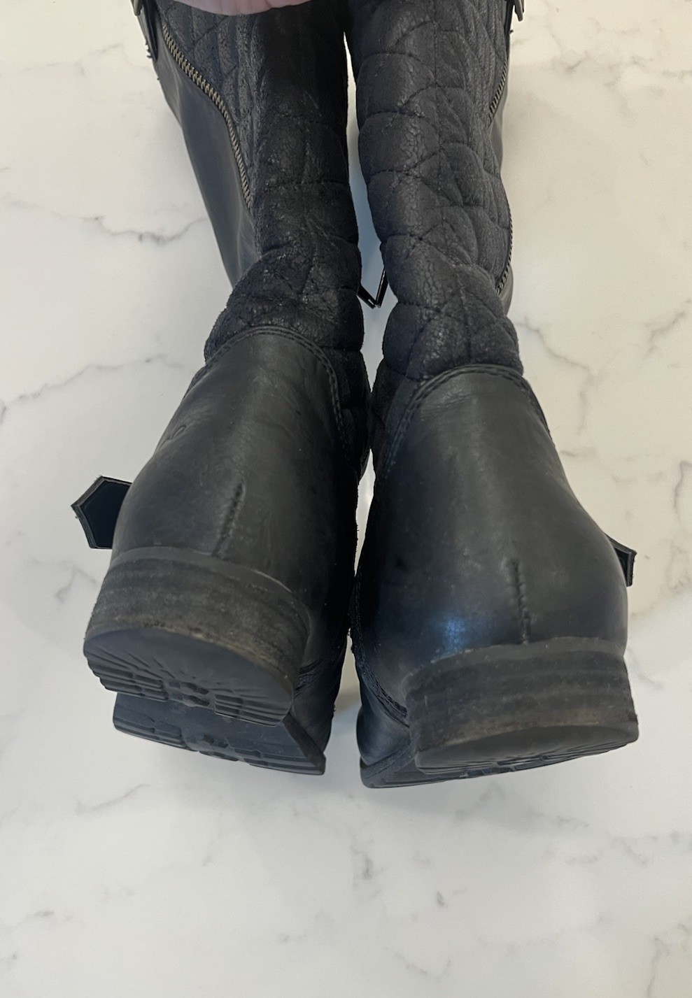 Aldo Women’s Black Knee-High Quilted Riding Boots Size 8.5 Buckle Side Zip