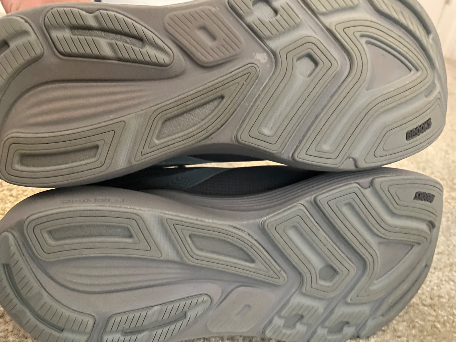 2025 Brooks Revel 8 Men’s Size 10.5