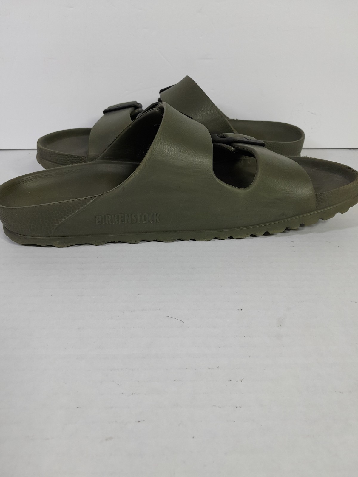 Birkenstock Arizona Essentials EVA Olive Green / Black Buckle 38 WMN 7 M 5