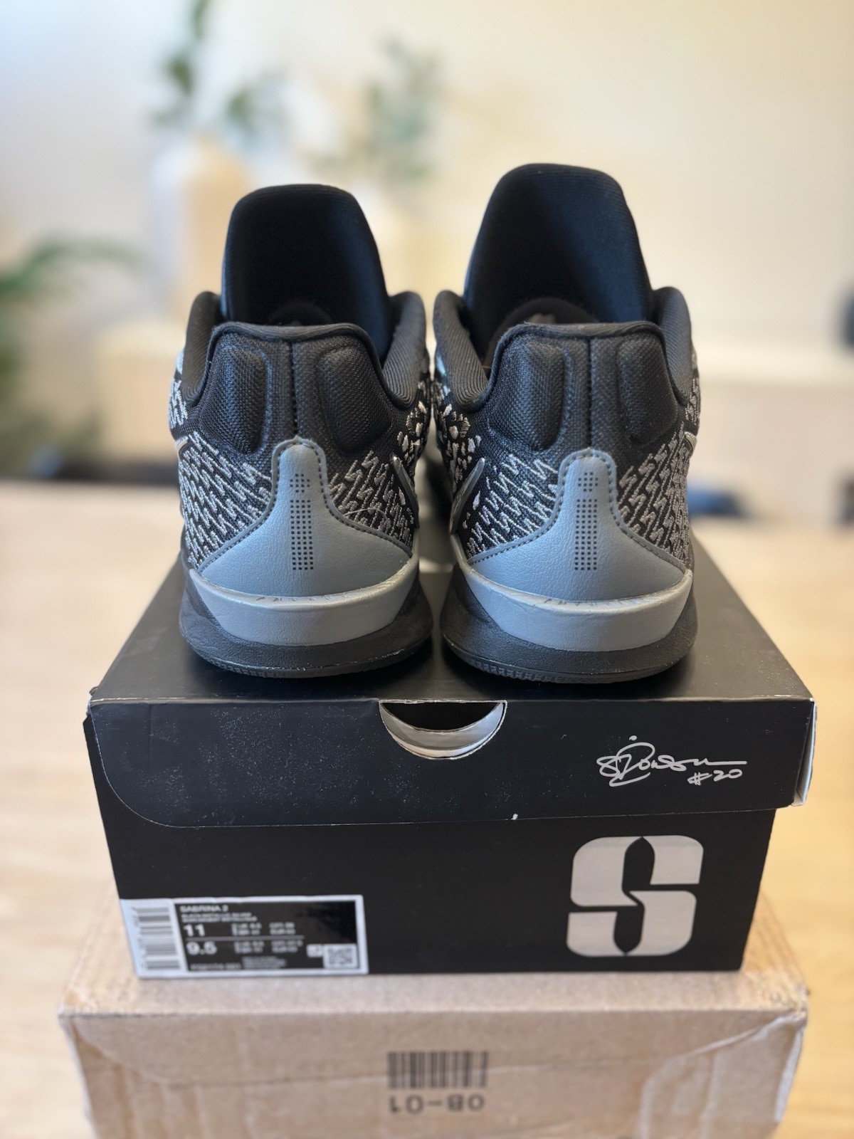 Nike Sabrina 2 Mirrored Black Silver Authentic FQ2174 001 Mens 9.5 Womens 11