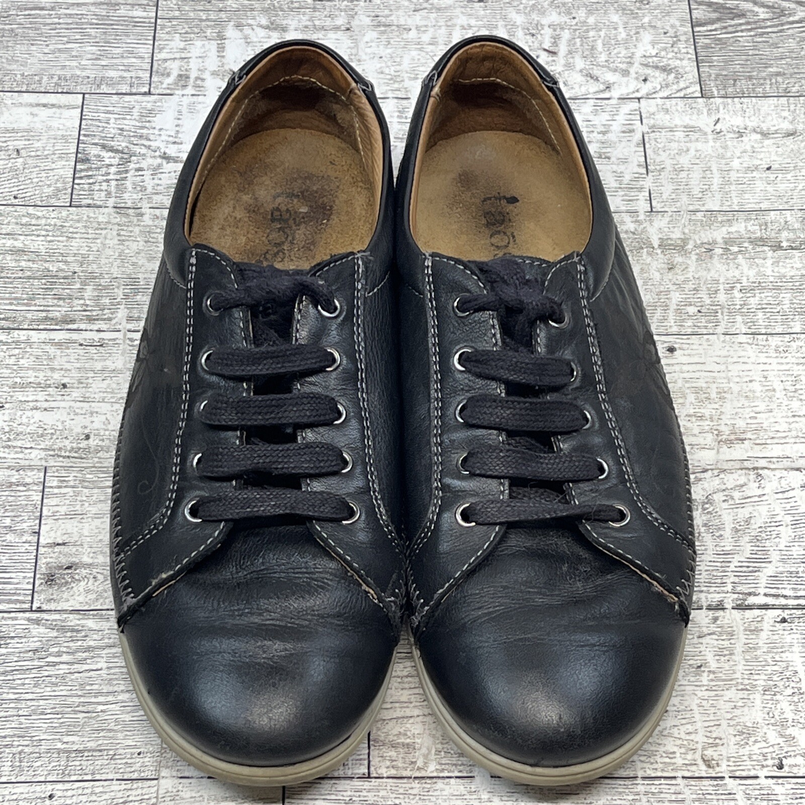Taos Womens BlackLeather Sneakers Shoes Floral Size EU 36 US 5.5 UK 3.5