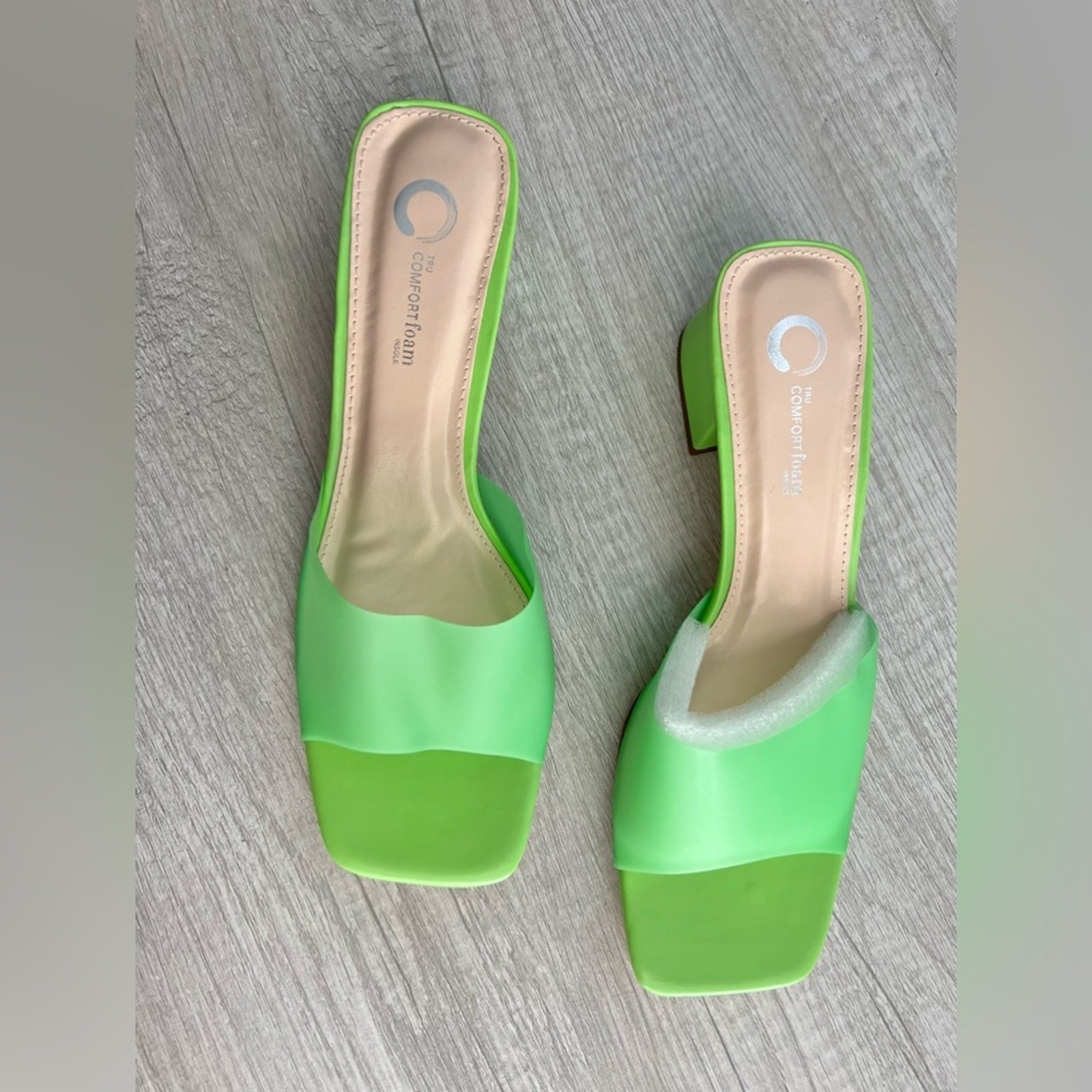 Journee Collection Jaydin Tru Comfort Foam Slip On Block Heel Sandals Size 8