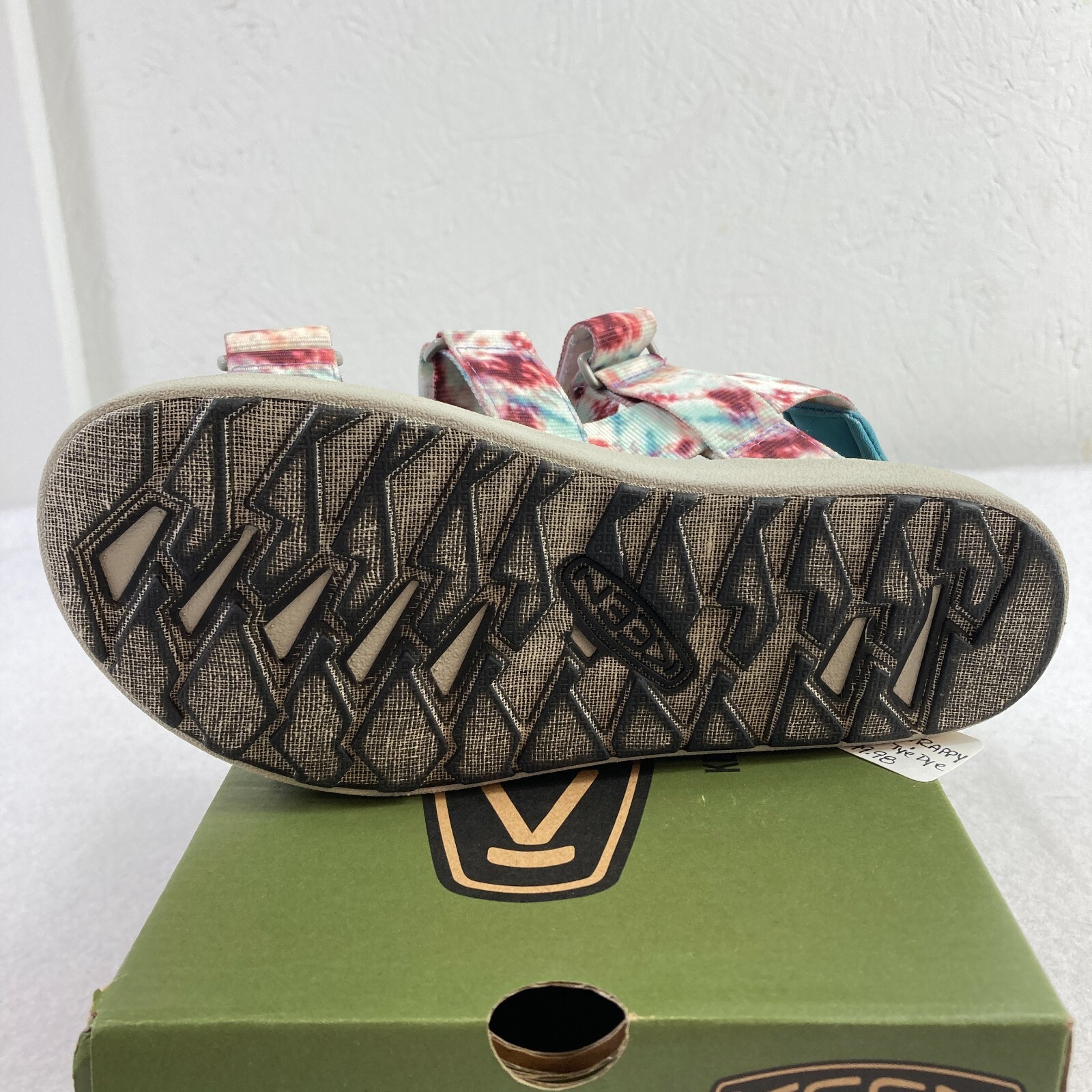 Keen Elle Strappy Sandals Women’s 6 Andorra Tie Dye Backstrap Casual Travel