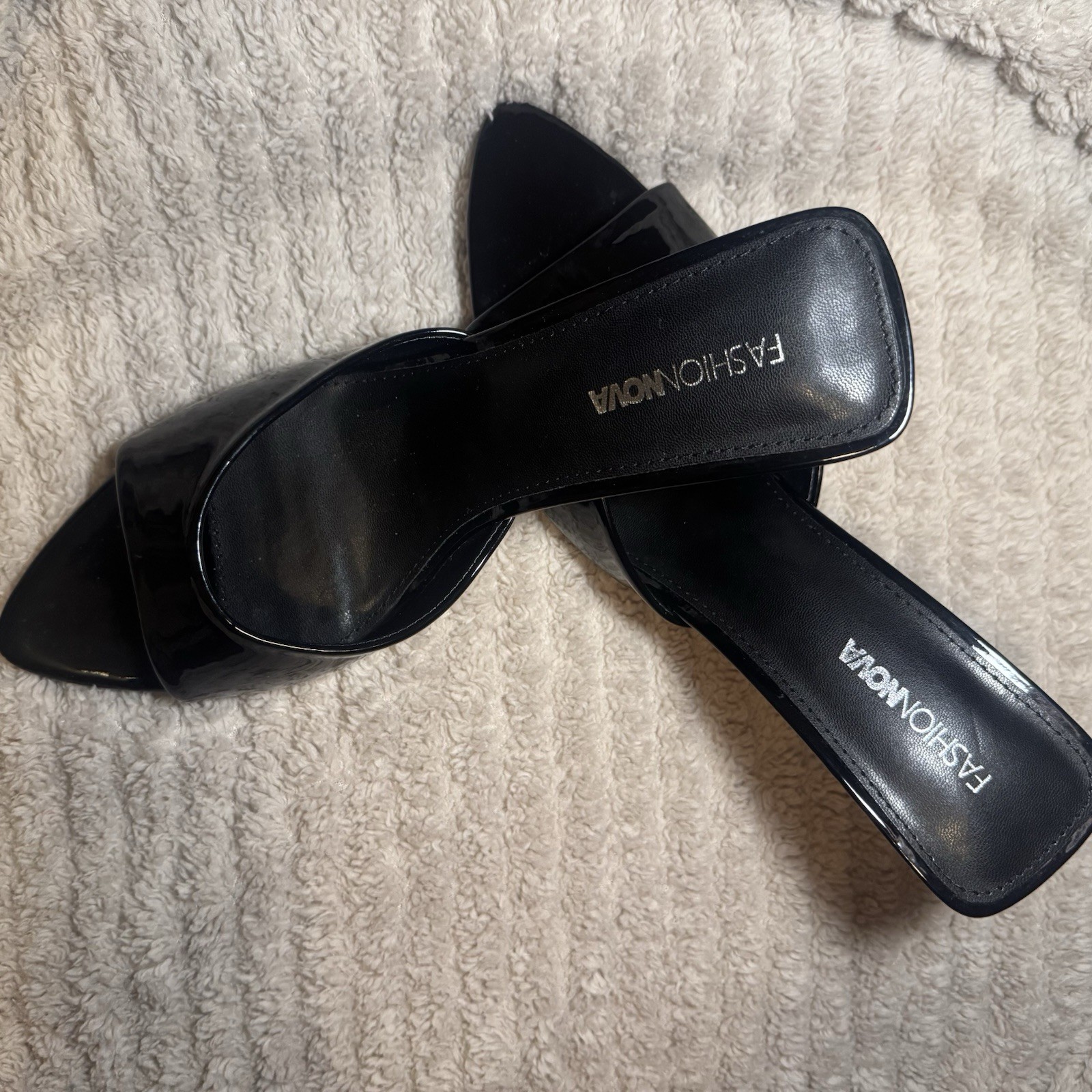Fashion Nova Women’s Black Patent Leather Pointed Toe Slip-On Mule Stiletto 10