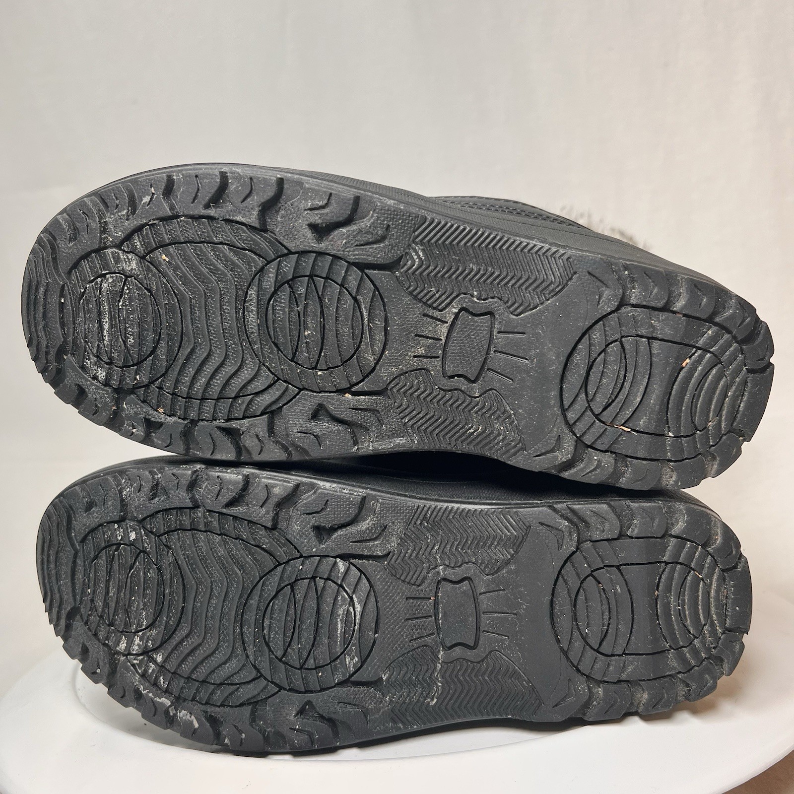 Ladies Quilted Snow Boots by Daily Shoes Size 8