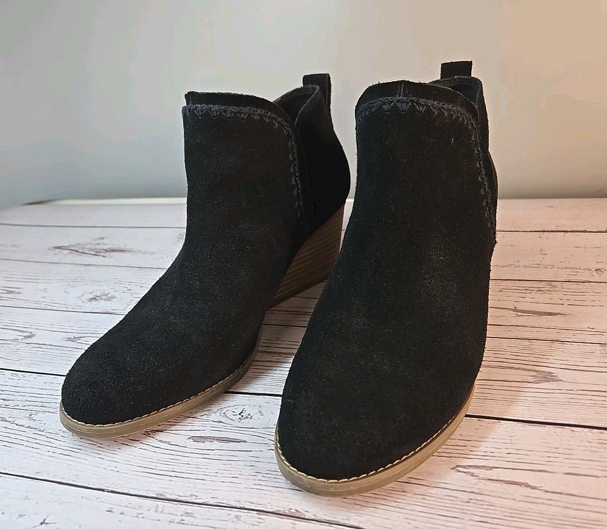 TOMS Women’s Kaia Wedge Ankle Boot Black Suede Size 10 W Bootie