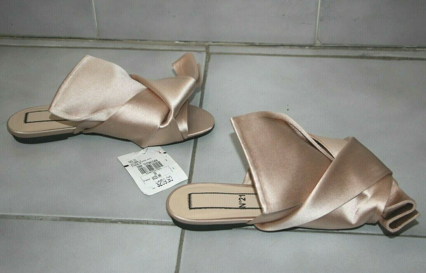 Nº21 cipria satin flat bow mules sz US 6/ IT 36 $525