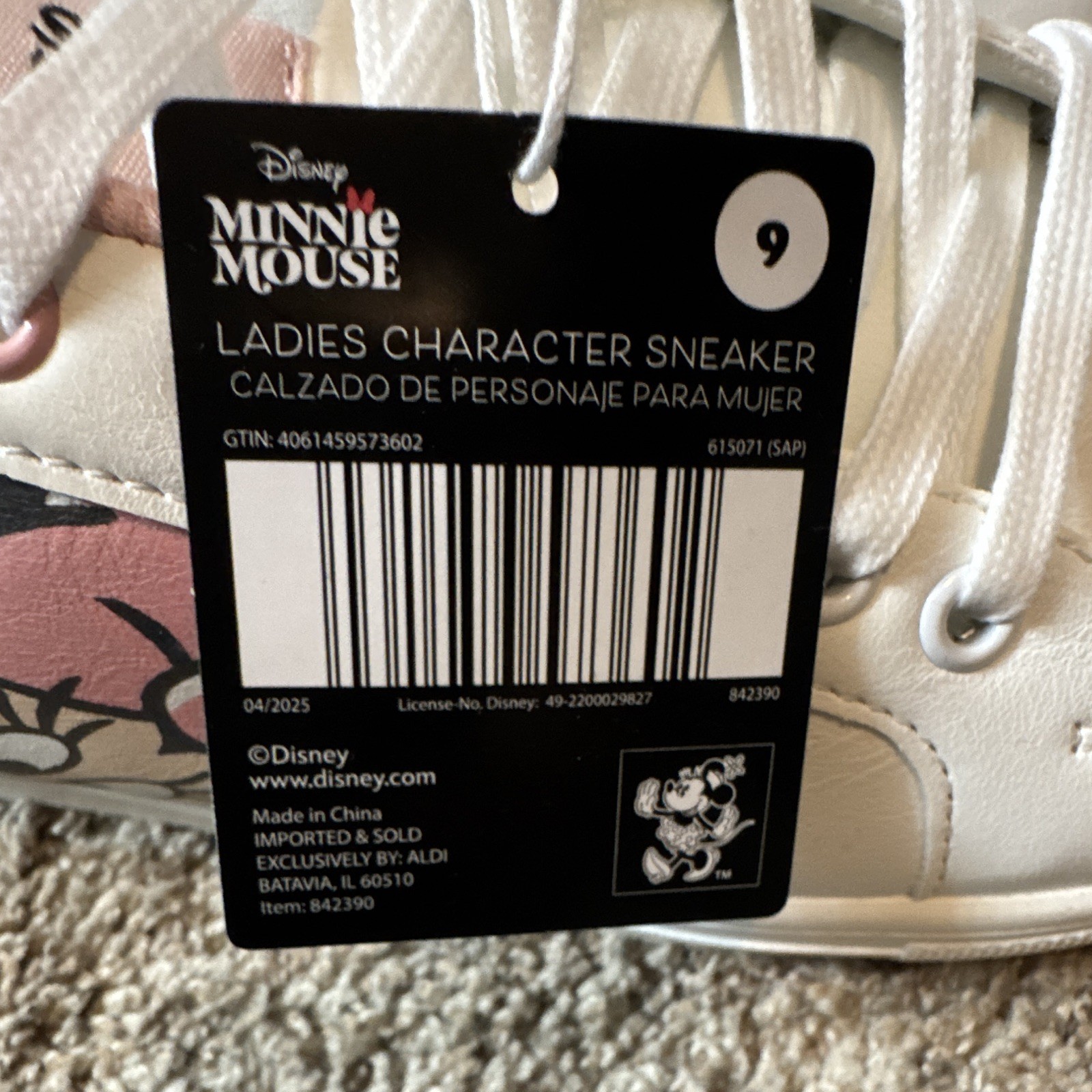 Disney Minnie Mouse Women’s White/Pink Low Top Sneakers 842390