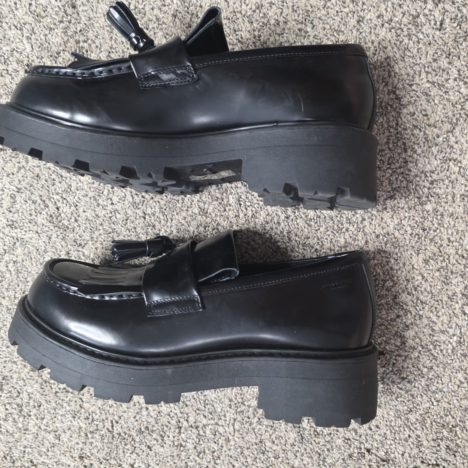 Vagabond Shoemakers Tassel Platform Loafers Size 10 Black Leather Chunky Retro