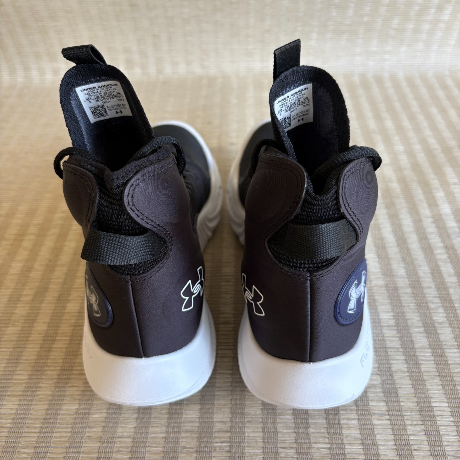 Under Armour Flow Highlight Ace Volleyball Shoes Womens Size 9 Black 3027083-001