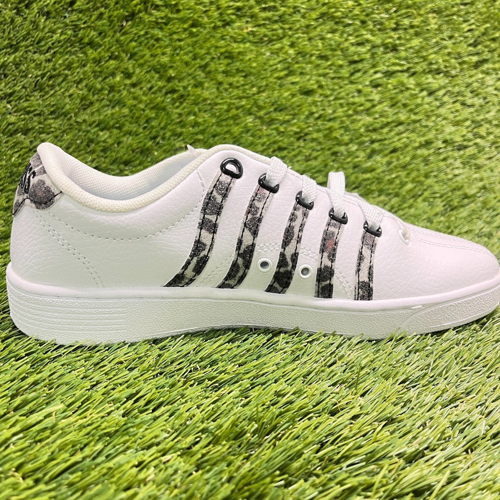 K-Swiss Court Pro II Leopard Womens Size 7 White Black Athletic Shoes Sneakers