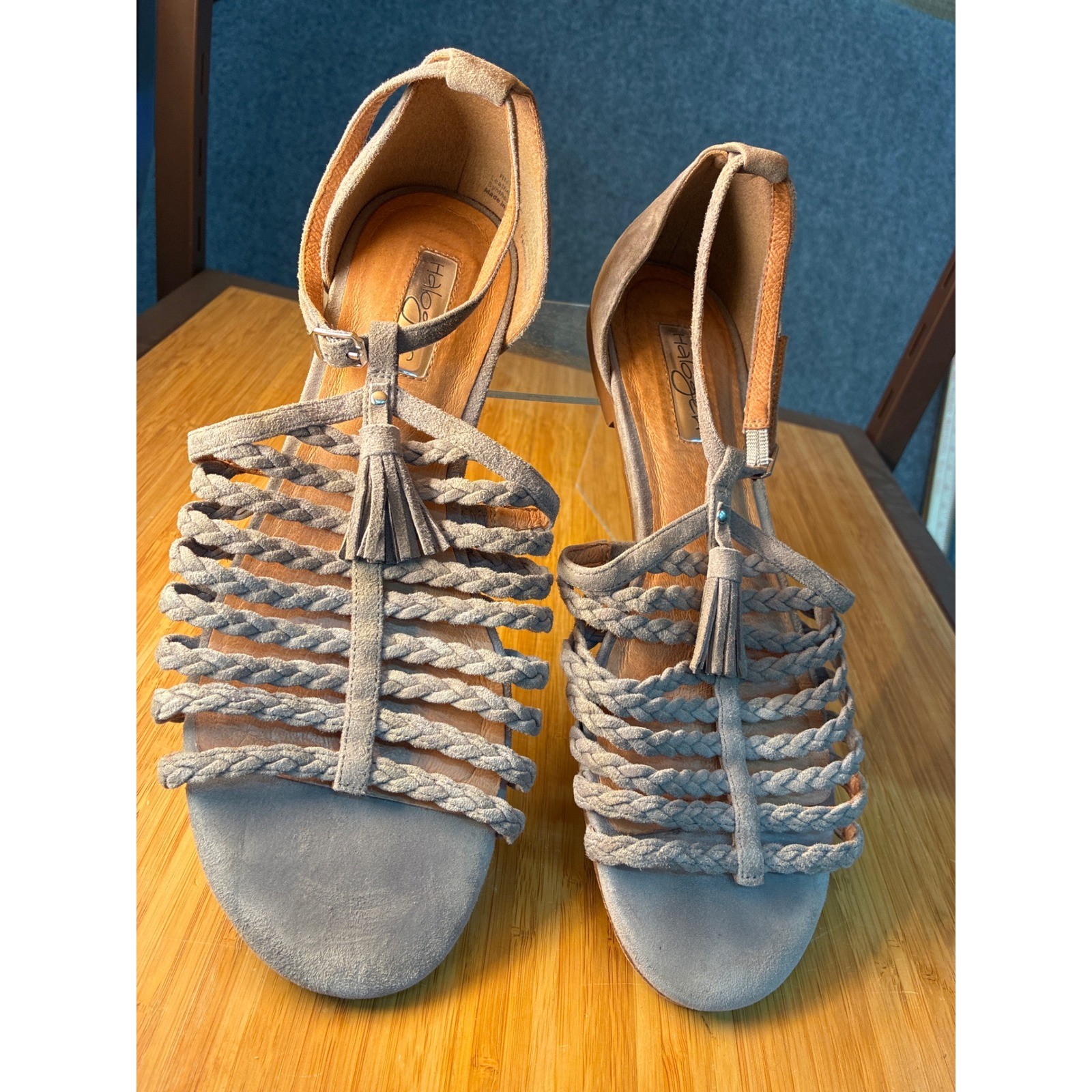 Halogen Grey Suede Braided Tassel Cage Sandals Ankle Strap Flats Womens size 9