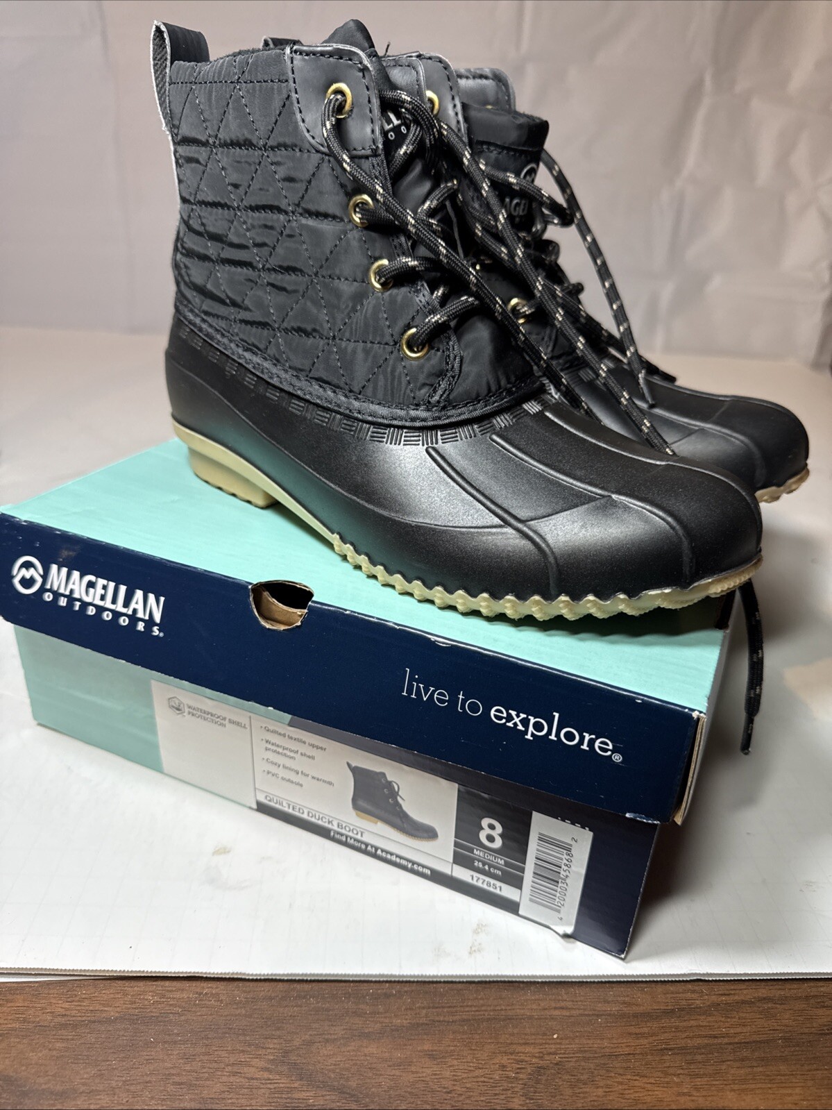 Magellan Outdoors Quilted Lace Up Duck Boots Women Size 8 Waterproof Black