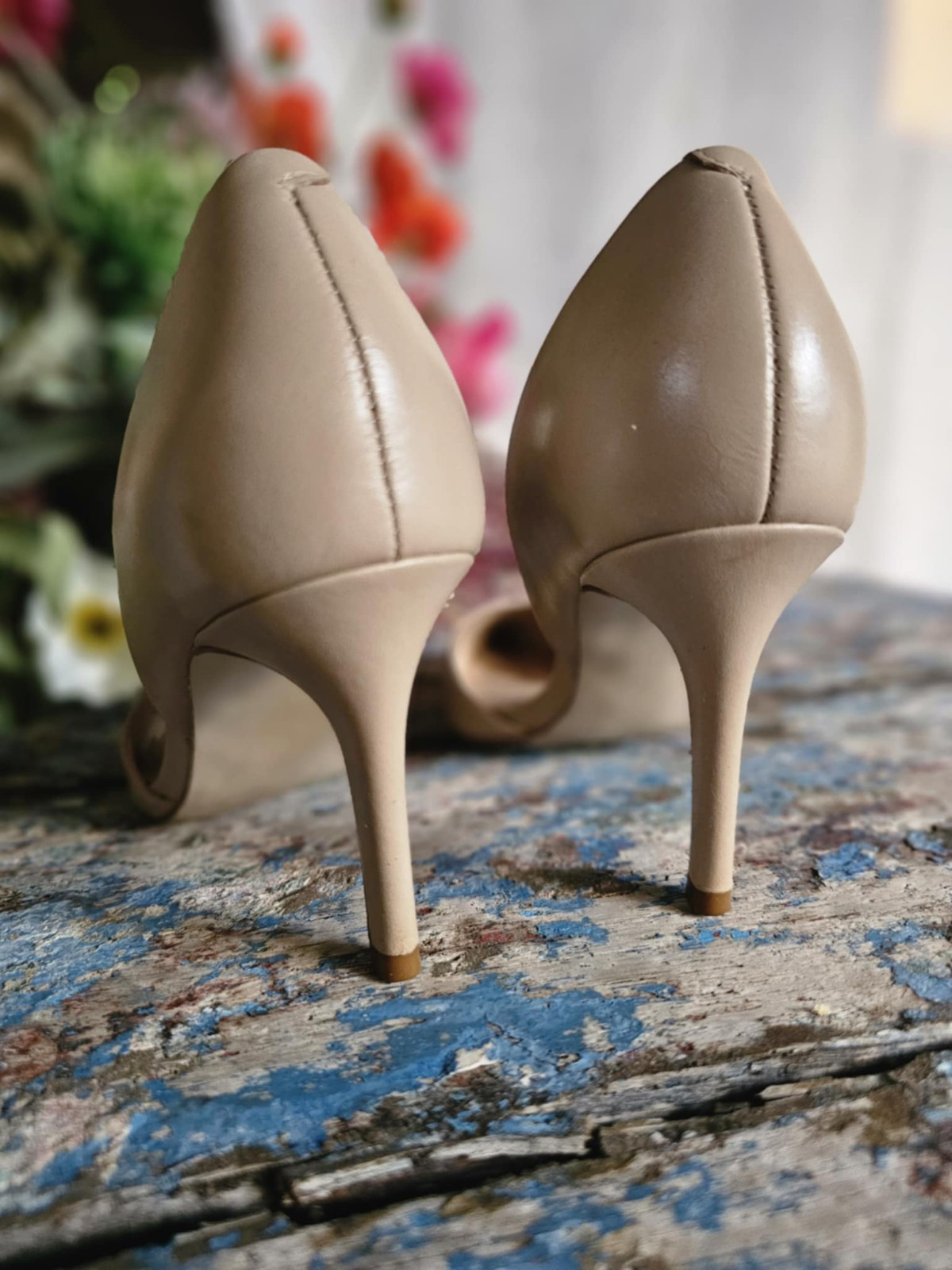 STEVE MADDEN Nude Beige Stilletto Closed Pointed Toe Heels Pumps SIZE AU 6.5 EUC