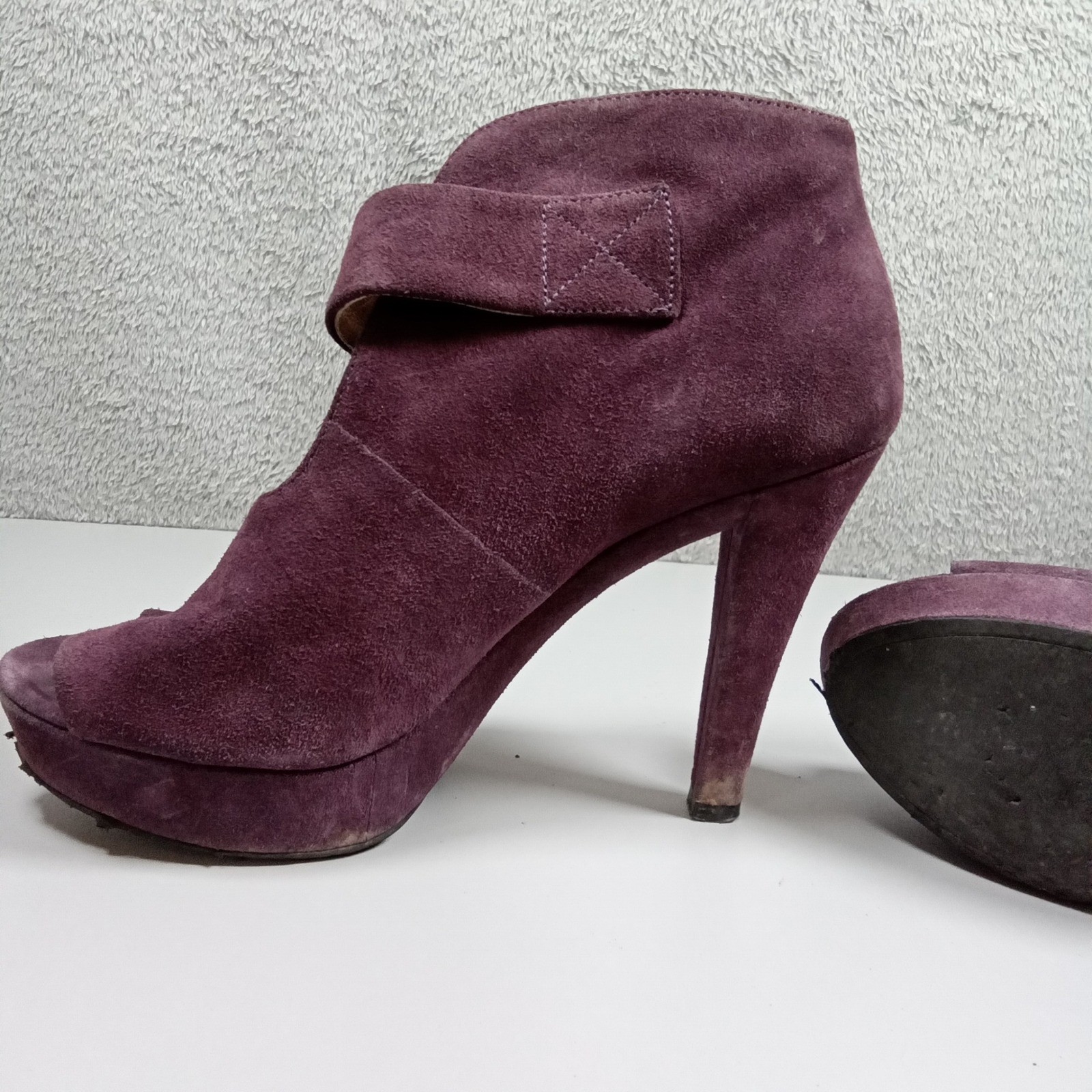 Michael Kors Plum Purple Suede Peep Toe Platform Ankle Boots MK Logo 7M