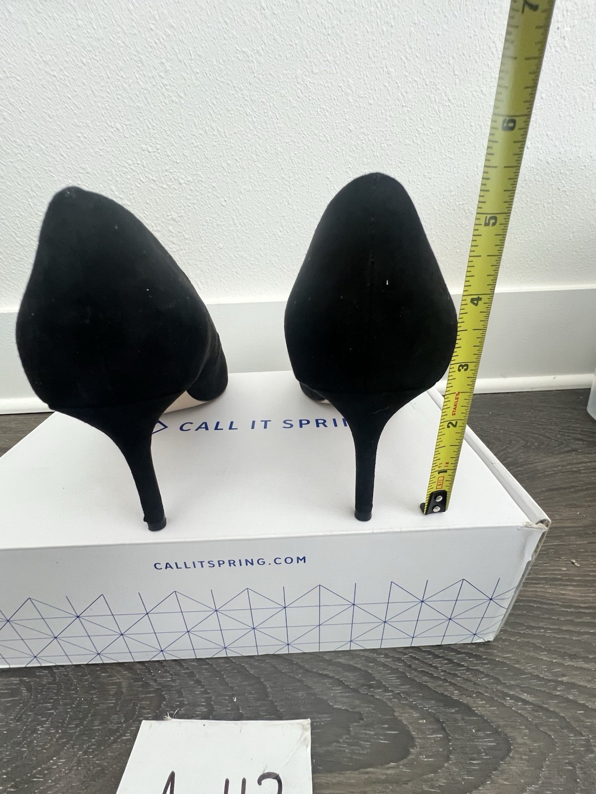 Call It Spring Pump Heels 2.75in Size 8 Black Faux Suede Almond Toe