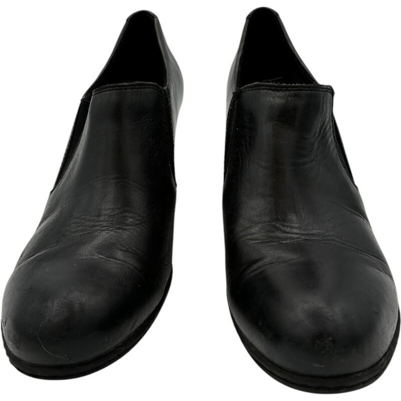 born concepts women’s B0C BC3614 Black Leather 2.5 in heel booties size 8