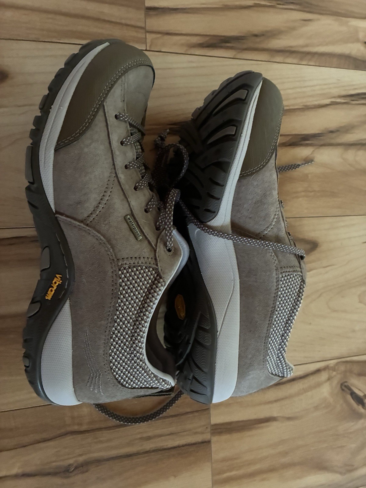 dansko shoes for women